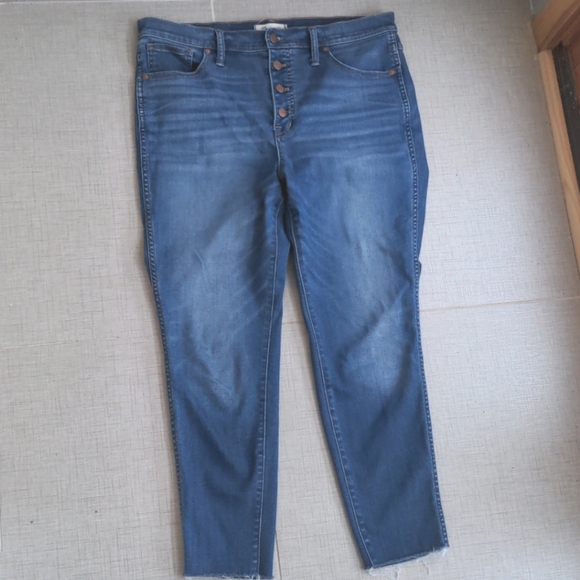 Madewell High Rise Crops - Picture 2 of 8